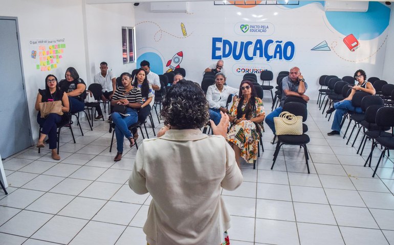 Gestores de Museus e Bibliotecas do Tabuleiro do Sul recebem capacitação em encontro regional