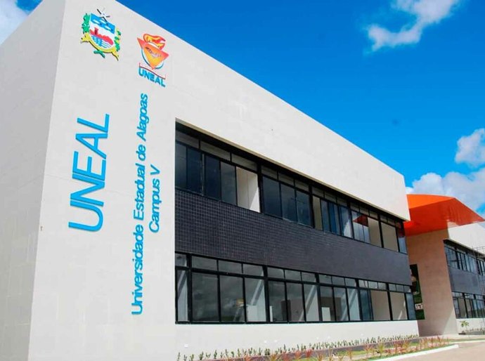 Projeto que cria Bolsa de Qualificação para servidores da Uneal é discutido em 2º turno na ALE