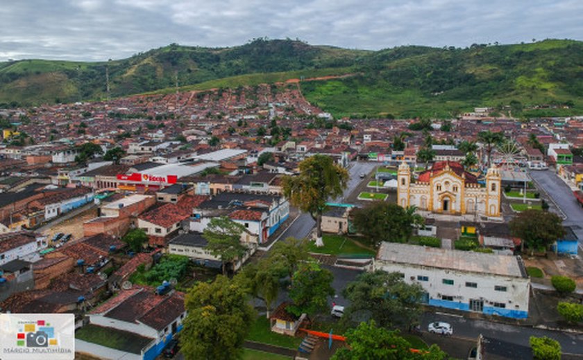 Colônia de Leopoldina gastou 612 mil reais em flores e ornamentação