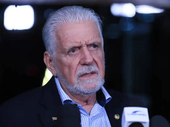 Apuração da PF acusa Jaques Wagner de receber vantagens; senador nega