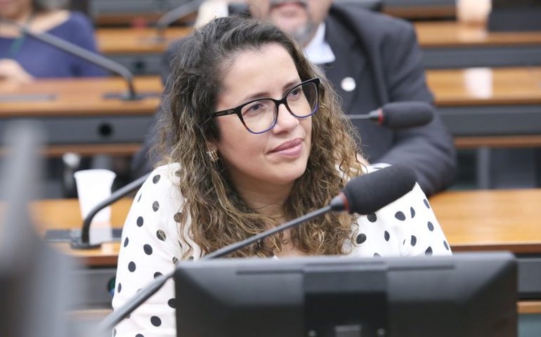 Denise Pessôa é eleita presidente da Comissão de Cultura