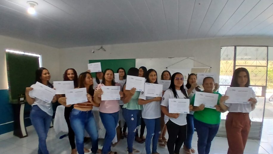 Casa das Marias conclui a primeira fase do projeto de inclusão de mulheres na tecnologia