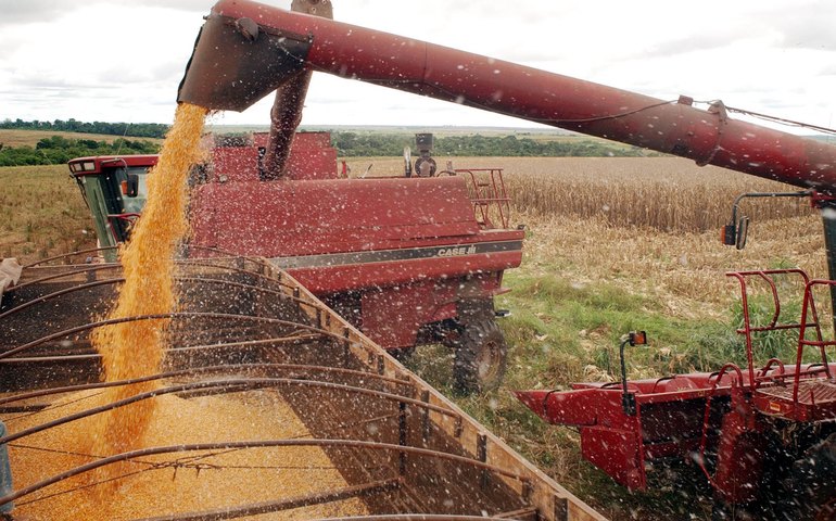 Faturamento líquido do setor de máquinas cai 20,7% em setembro ante agosto, diz Abimaq