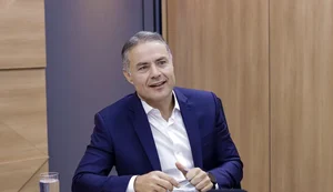 Renan Filho deve anunciar saída do Ministério dos Transportes no dia 12 para disputar governo em 2026, segundo jornalista