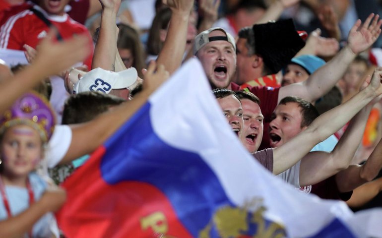 Agente da FIFA diz que é possível organizar jogo entre EUA e Rússia