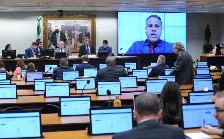 Supremo julga denúncia contra Tagliaferro em novembro