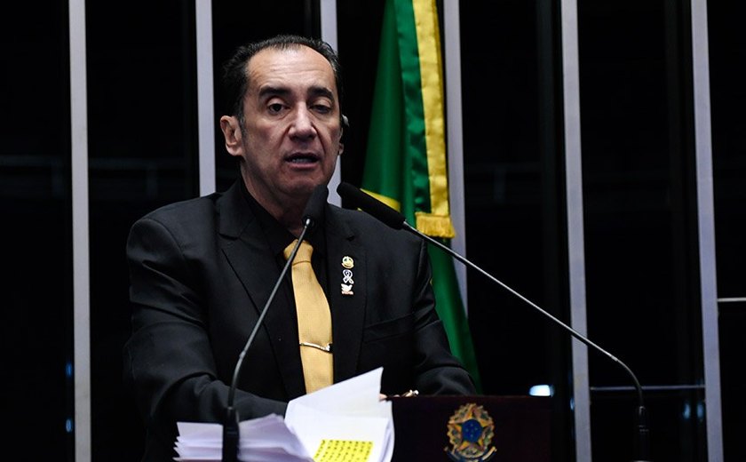 Kajuru critica PEC que anistia partidos por descumprirem cotas mínimas