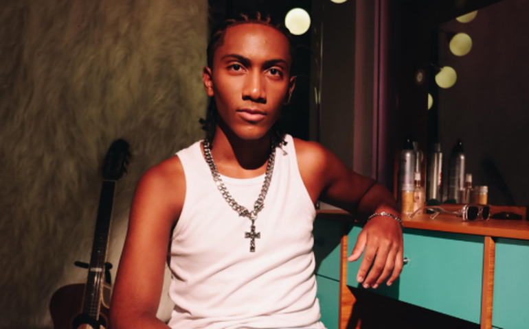 Agyei Augusto empresta voz e sensibilidade para personagens da Pixar e da Netflix