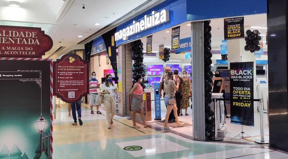 thumbnail_Lojas dos shoppings Jardins e RioMar oferecem descontos de até 70%.jpg / Foto: Assessoria de comunicação