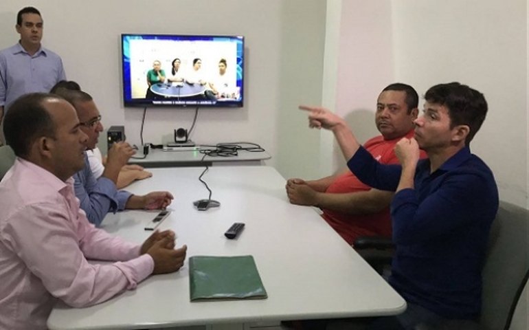 Seris e Semudh iniciam testes para audiência de videoconferência utilizando intérpretes de libras