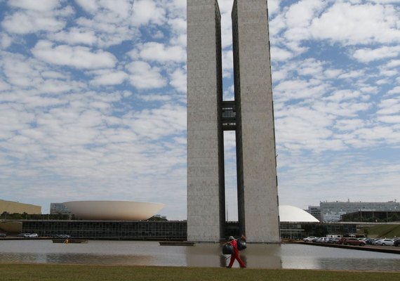 Mantido veto em lei que proíbe divulgação de infração no trânsito