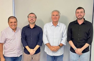 Prefeito de Anadia se reúne com senador Renan Calheiros