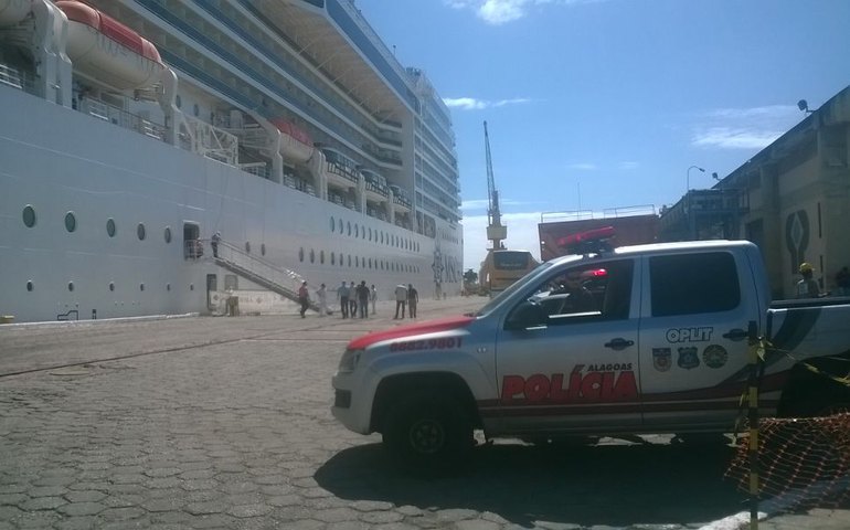 Oplit oferece segurança a turistas de cruzeiros