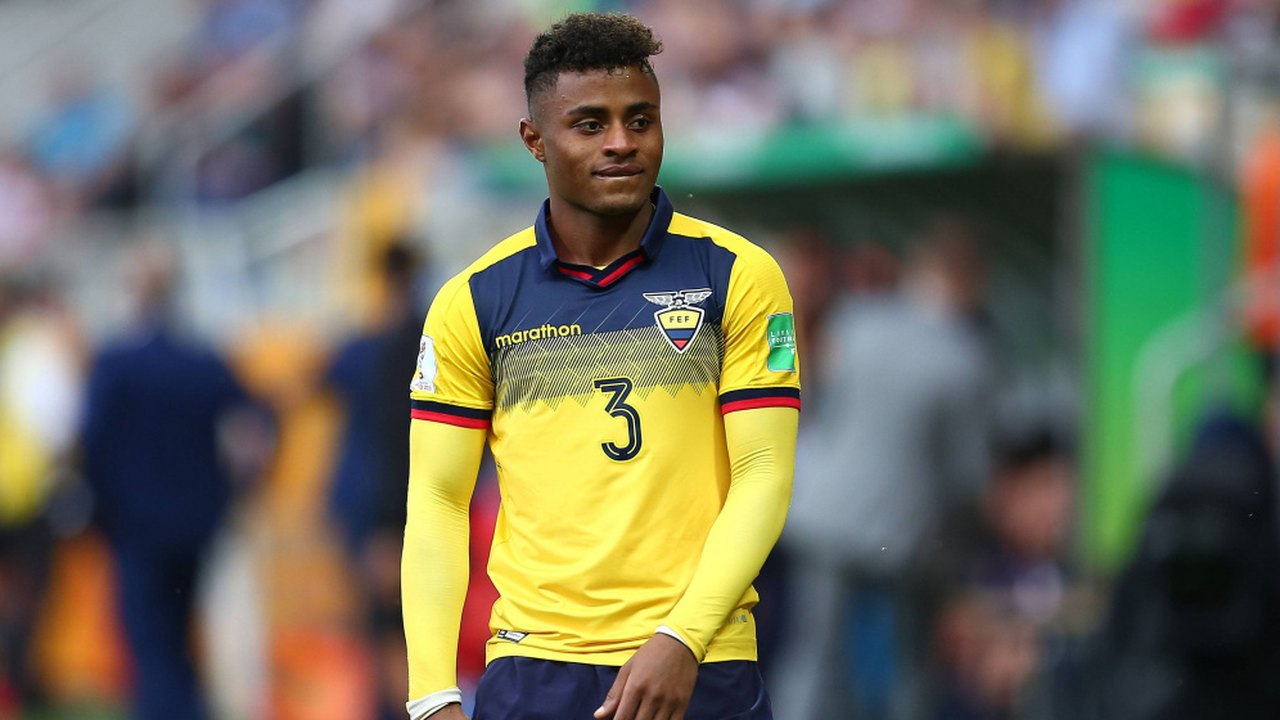 Palácios manda força ao Equador, diz se inspirar em Marcelo e promete 'lutar' pelo Corinthians