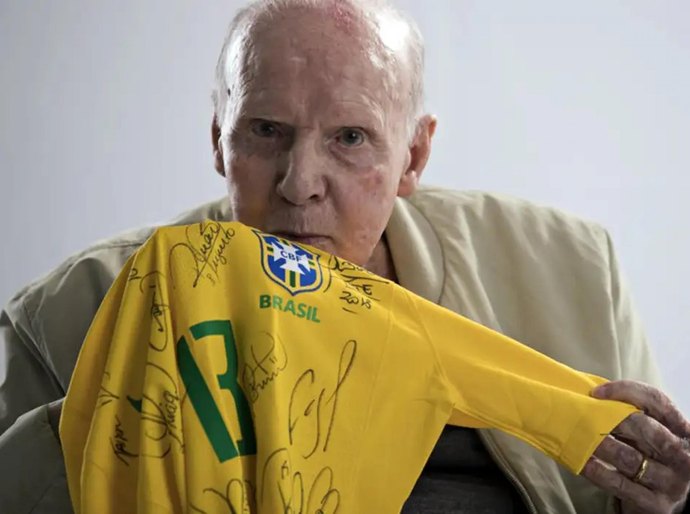 Zagallo: morre o homem, nasce o mito!