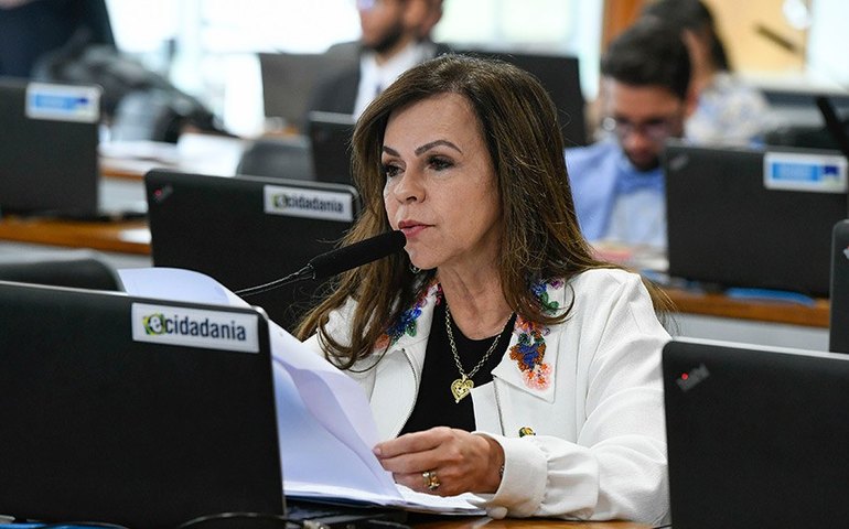 Inclusão do combate ao racismo no currículo escolar é aprovada na CDH