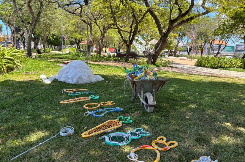 Vila de Páscoa começa a ser montada no Parque Centenário