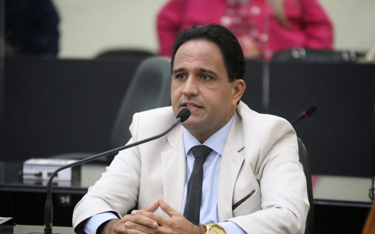 Aprovado projeto que prevê a prestação de assistência religiosa e espiritual, por meio de capelania, em estabelecimentos prisionais e hospitais