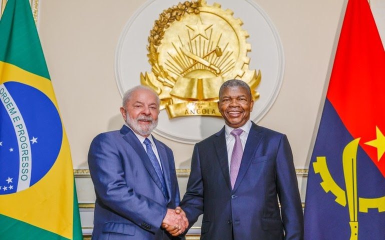 Lula chega ao Palácio Presidencial em visita oficial à Angola