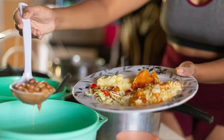 Estratégia Alimenta Cidades: Governo do Brasil abre mil novas vagas para municípios reforçarem combate à fome