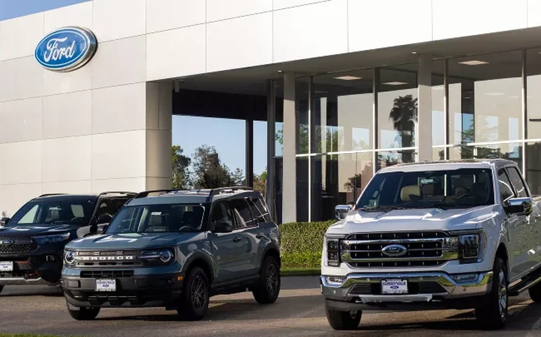 Ford planeja cortar 4 mil postos de trabalho na Europa até o fim de 2027