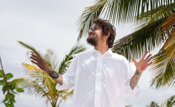 Saulo Fernandes comanda a festa