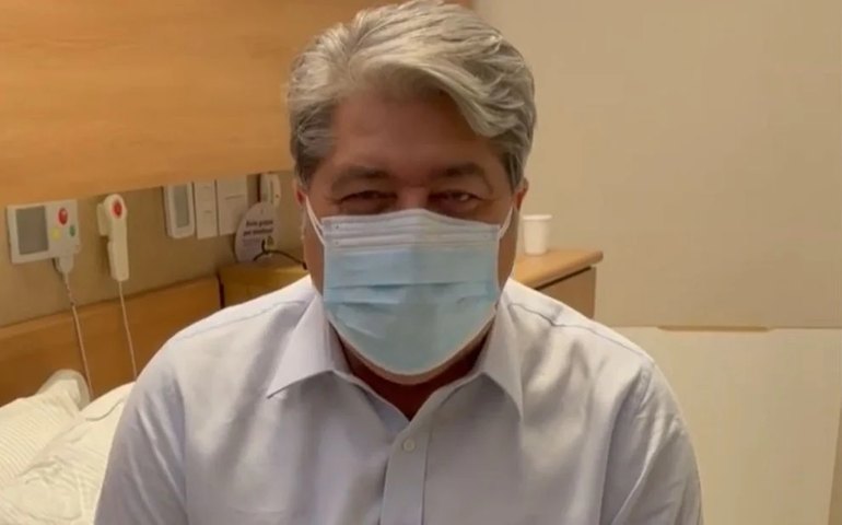 Datena é internado com covid-19 em São Paulo