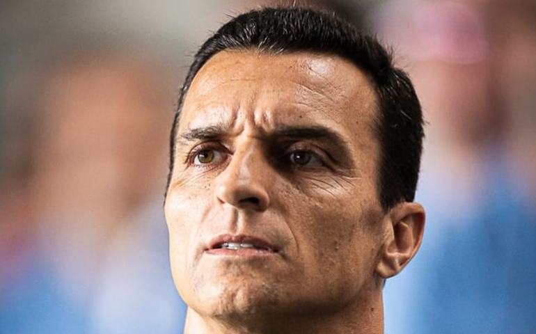 Na lanterna da Série B, diretoria do Guarani anuncia saída do treinador Júnior Rocha