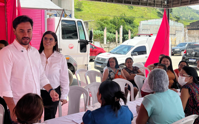 Saúde de Santana do Mundaú realiza importante ação com Caminhão Amigo do Peito