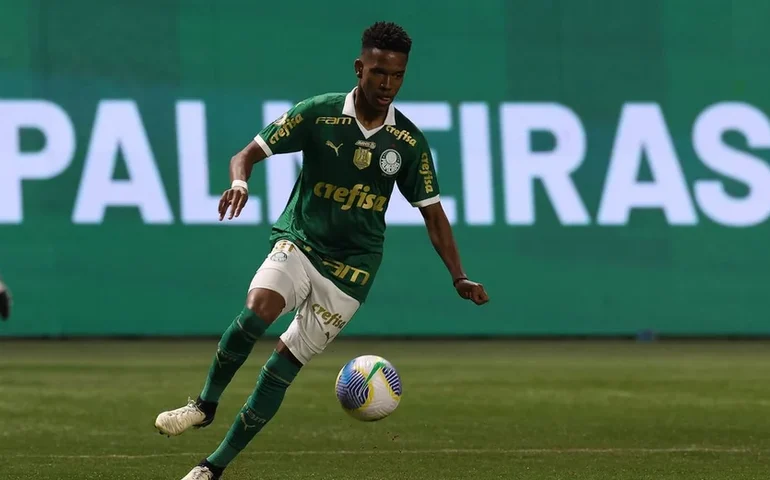 Palmeiras perde do Cruzeiro e deixa a ponta do Brasileiro em adeus melancólico antes do Mundial