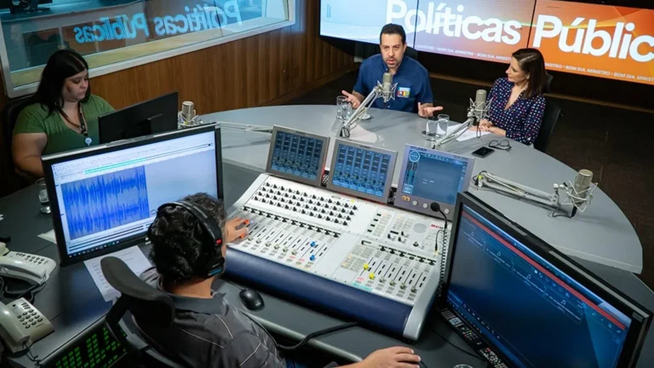 “Estamos falando de tirar milhões de brasileiros da exaustão”, diz Guilherme Boulos sobre a importância do fim da escala 6x1