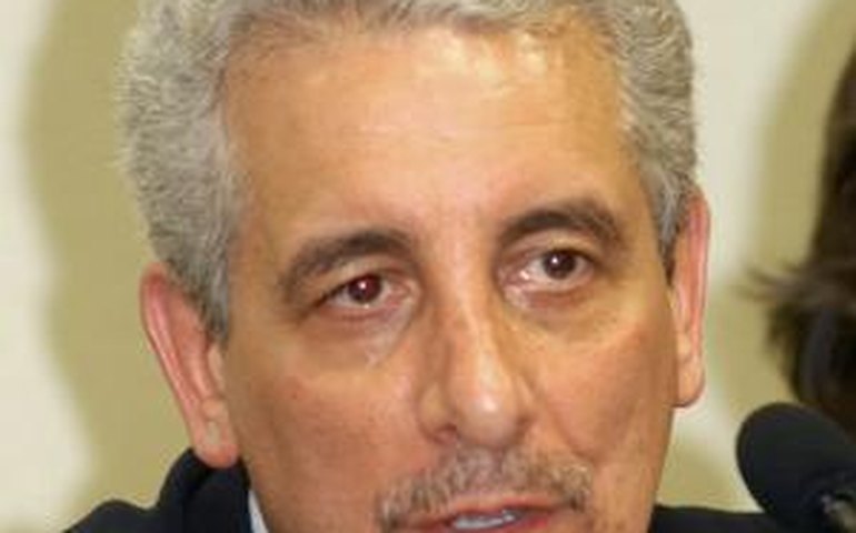 Ministério Público denuncia Pizzolato por falsidade ideológica