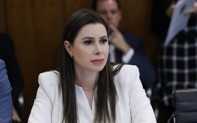 Comissão aprova atendimento de vítima de violência sexual também no IML