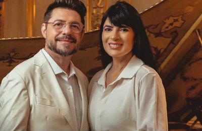 Maceió recebe show “Mais que Romântico” com Fernanda Brum e Novo Som