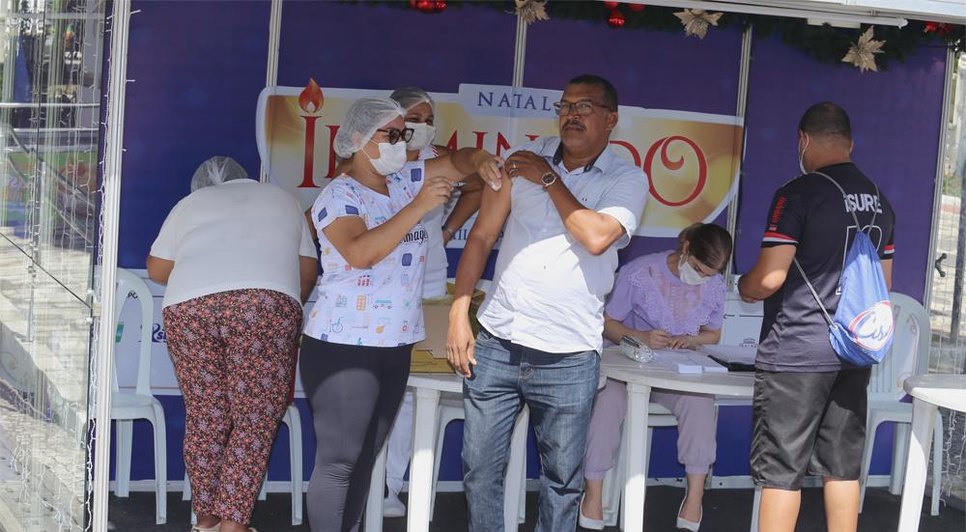 Aracaju encerra vacinação contra Covid-19 na Praça Fausto Cardoso nesta sexta-feira