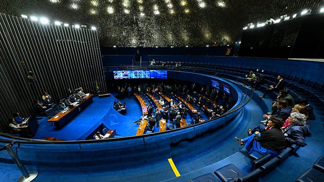 Projeto que prevê avaliação anual da saúde da mulher pelo SUS retorna à Câmara