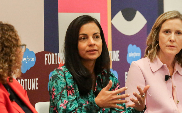 Quem é a brasileira que vai substituir mais jovem bilionária 'self-made' como CEO do app de namoro Bumble