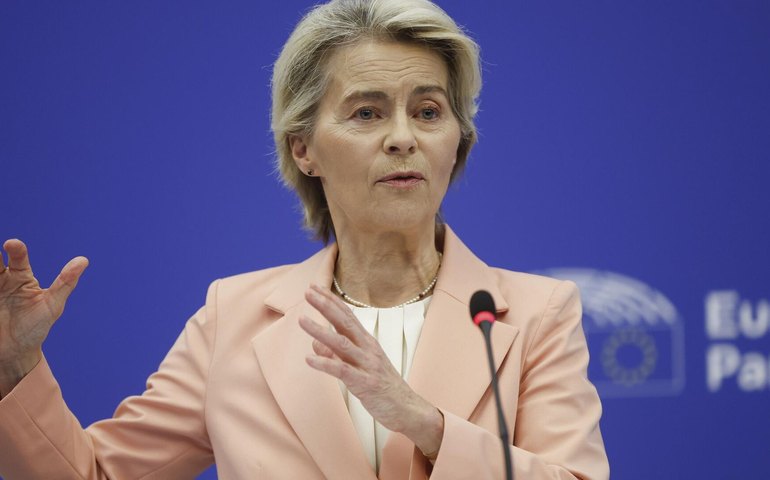 Chefe da União Europeia pede a Zelensky manutenção da autonomia de órgãos anticorrupção