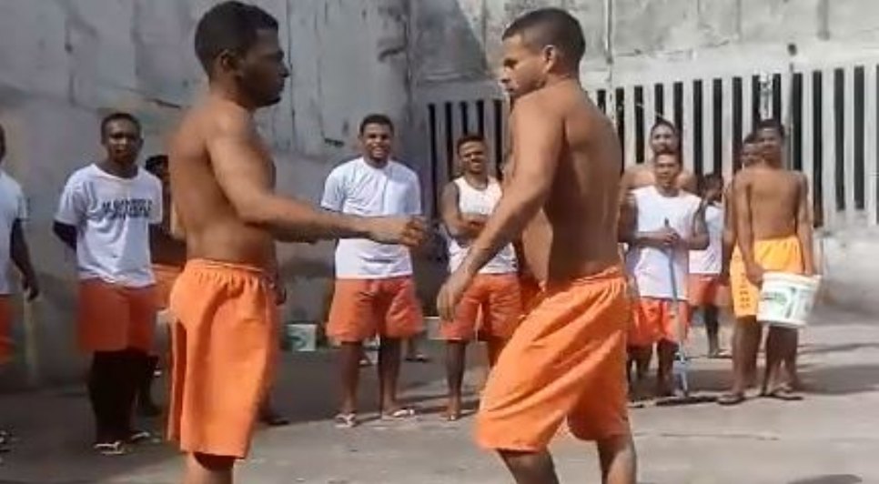 Reprodução vídeo luta corporal copemcan