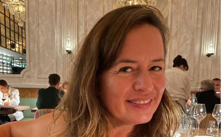 Jade Jagger, filha de Mick Jagger, é presa por agredir policiais em restaurante de Ibiza