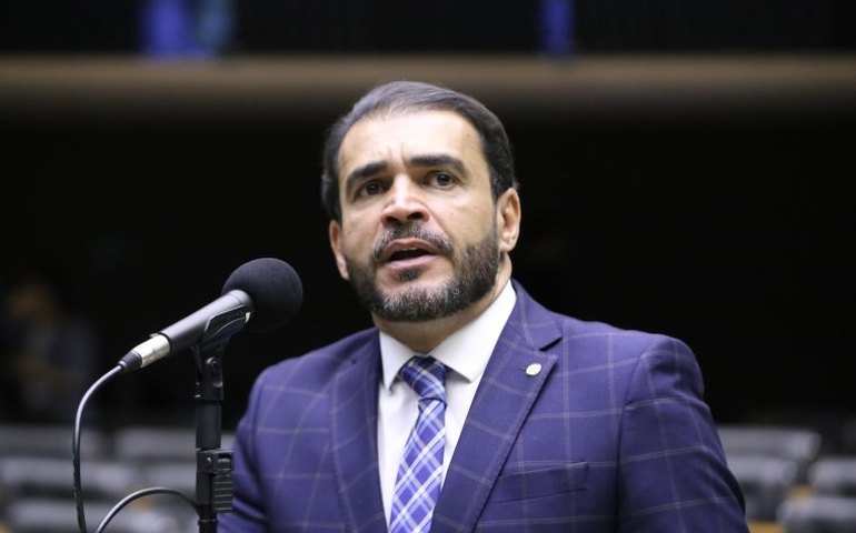 Conselho de Ética designa relator de processo contra Eduardo Bolsonaro