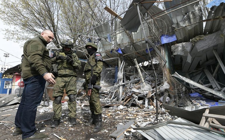 Analistas: Ocidente precisa esconder abusos ucranianos para manter investimento bilionário em armas