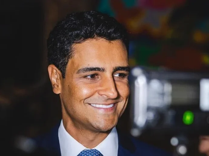 JHC reage à fala de Renan Filho e afirma que pessoas pobres merecem respeito, oportunidades e dignidade