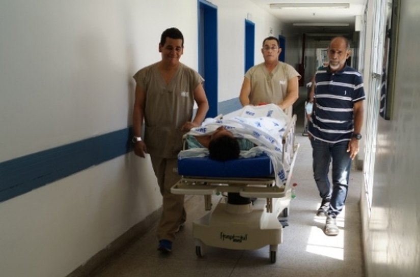 Sesau promove curso de transporte intra-hospitalar para maqueiros de hospitais