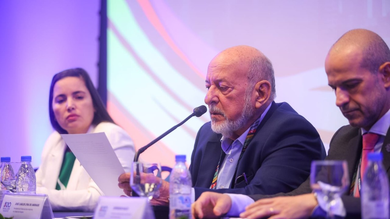 Lyra manifesta apoio à posição da CNI pela redução da taxa de juros no país