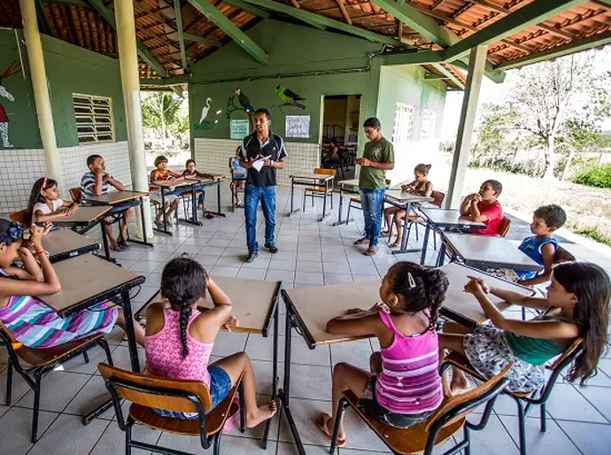 ALE discute projeto que inclui no calendário o Dia Estadual da Professora e do Professor Indígena