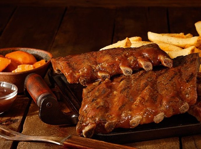 Outback lança ação especial para o Dia do Amigo com opção de menu para compartilhar