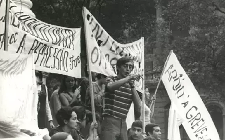 Ditadura argentina: Ex-oficial julgado na Itália por assassinatos e desaparecimentos pede para ser processado por tribunal militar