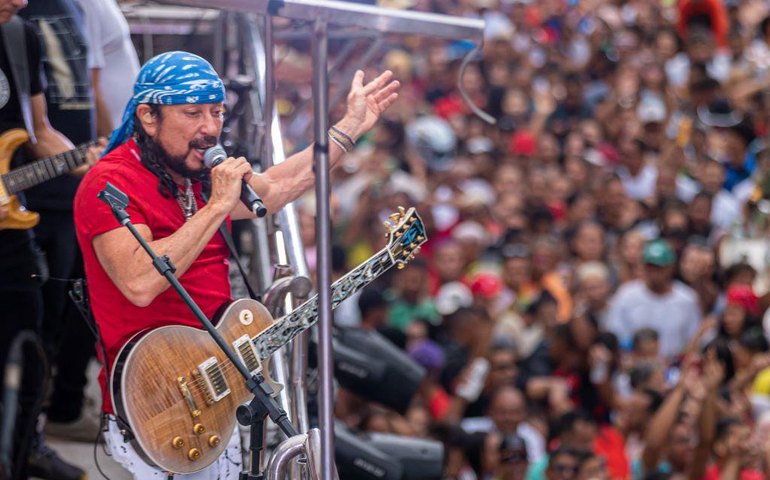 Em Maceió, Bell Marques e Beija-Flor de Nilópolis se apresentam gratuitamente neste dia 1° de janeiro