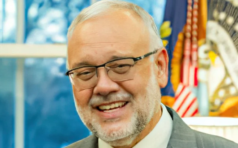 Governo Trump diz que embaixador sul-africano tem que deixar os EUA até sexta (21)